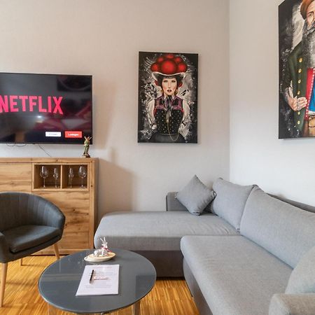 Schwarzwaldzimmer & Schwarzwald Design Apartment Rottweil Buitenkant foto