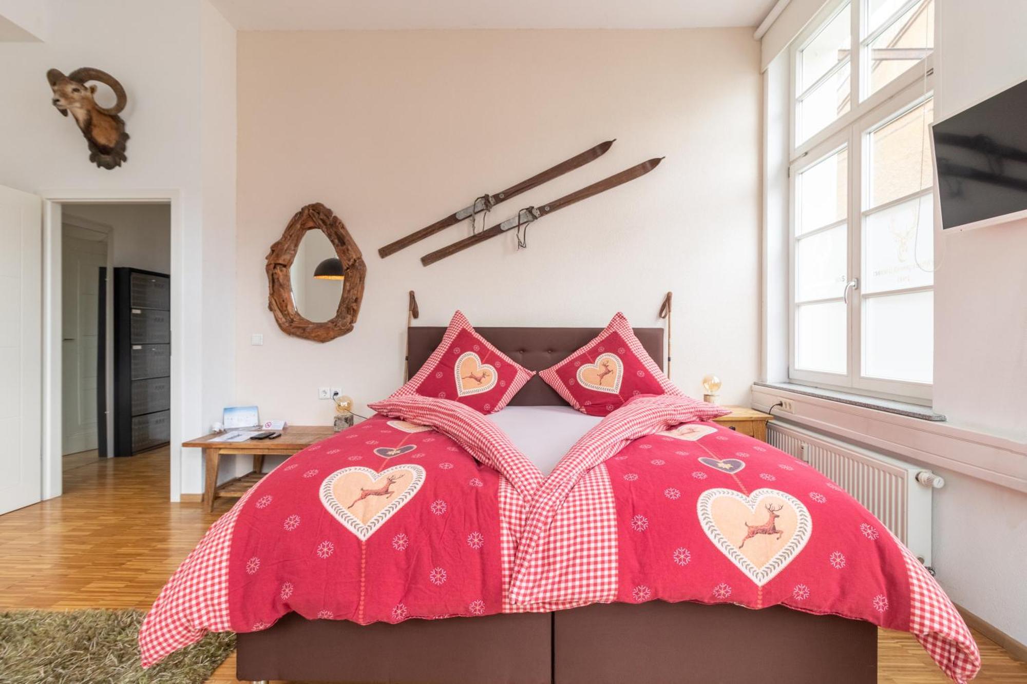 Schwarzwaldzimmer & Schwarzwald Design Apartment Rottweil Buitenkant foto