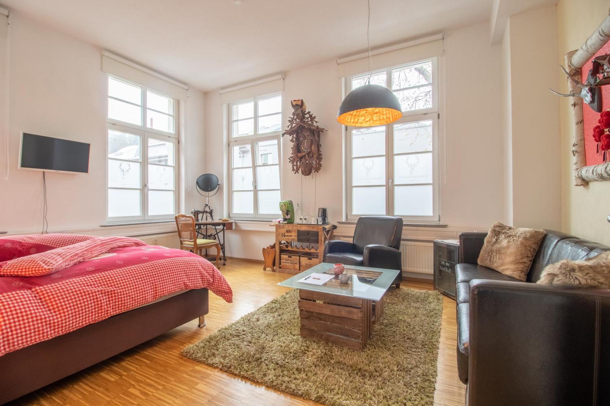 Schwarzwaldzimmer & Schwarzwald Design Apartment Rottweil Buitenkant foto